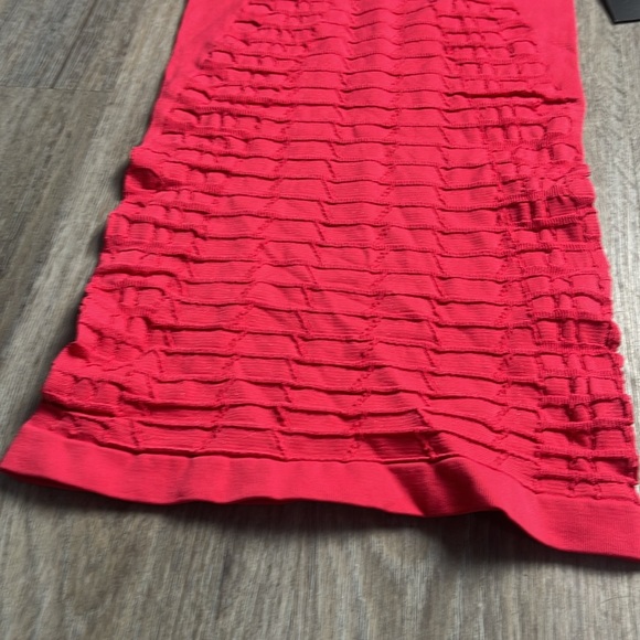 Bebe Body-con Sweetheart Neck Textured Dress Size M/L - Picture 15 of 16